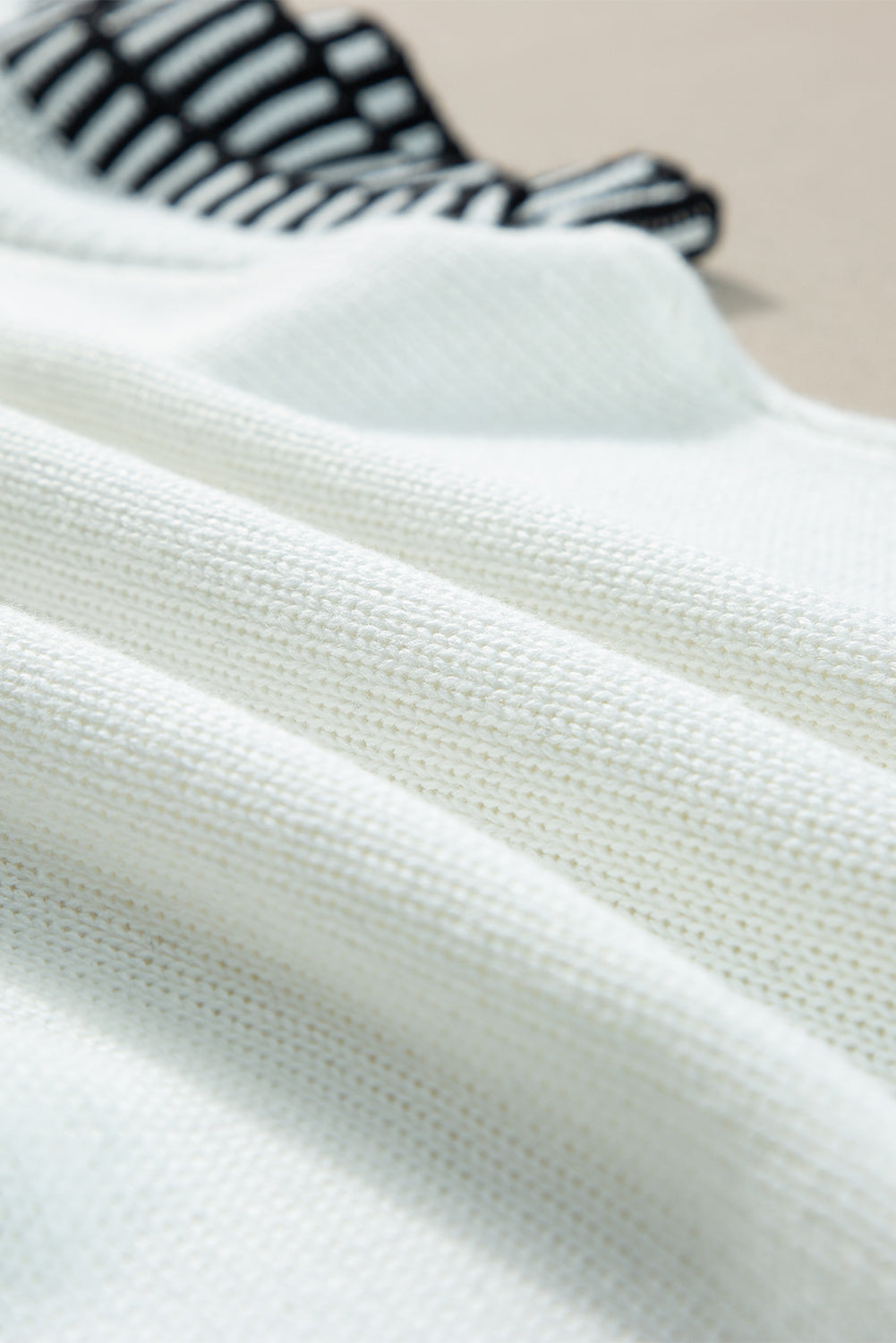 Round Neck Short Sleeve Knit Top - felvior