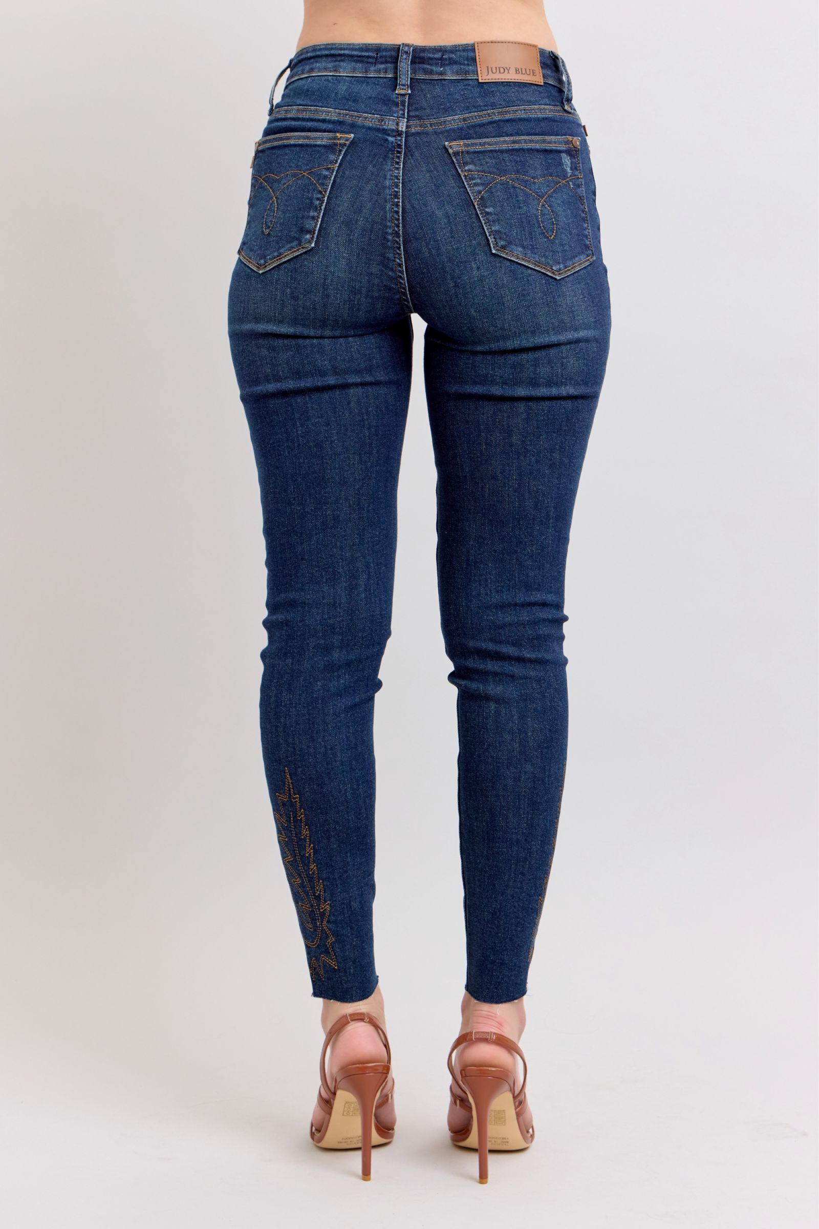 Judy Blue Full Size Embroidered High Rise Skinny Jeans Plus Size - felvior
