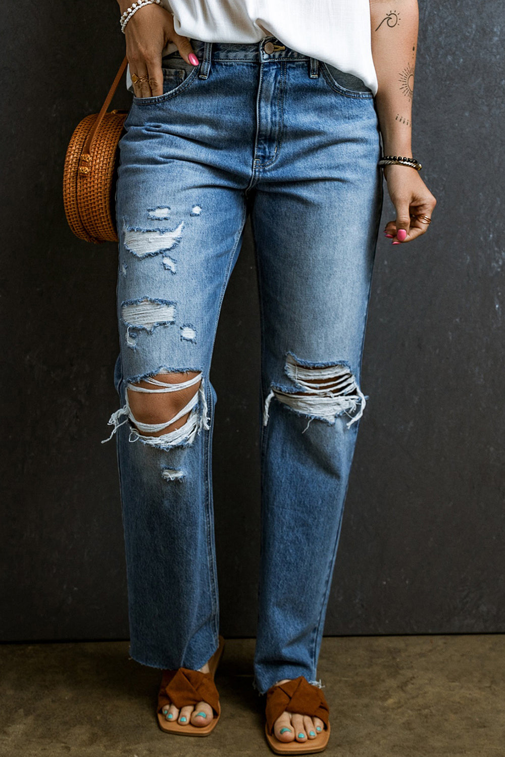 Distressed Raw Hem Jeans with Pockets - felvior