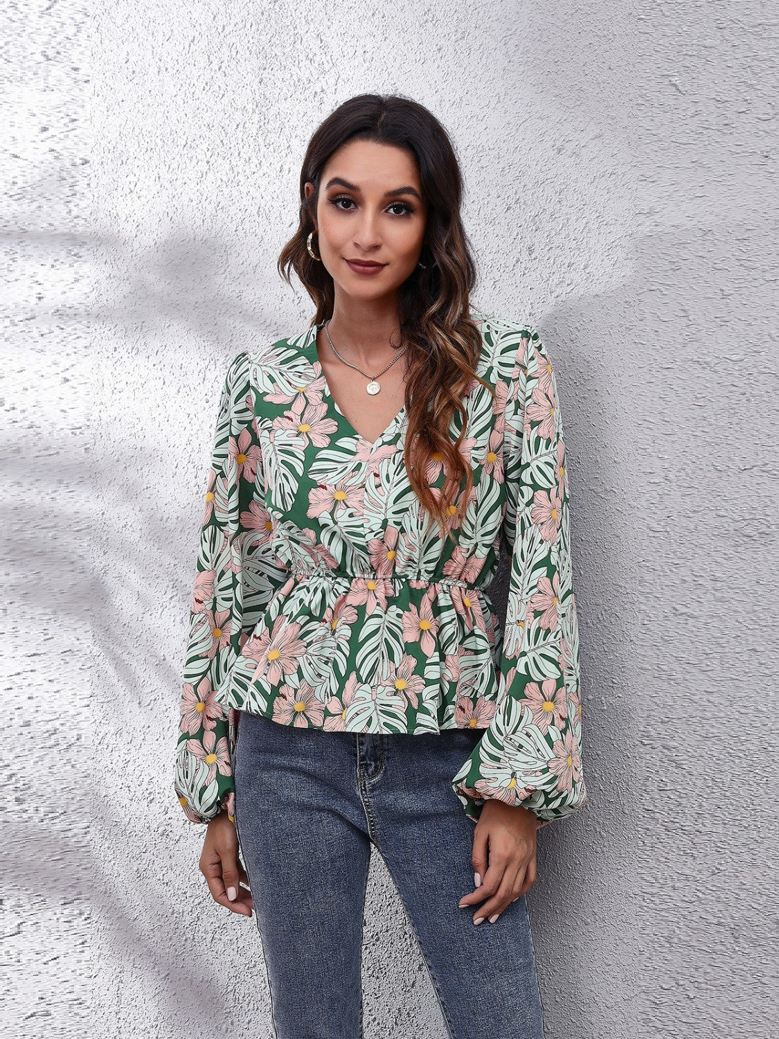 Floral V-Neck Balloon Sleeve Peplum Blouse - felvior