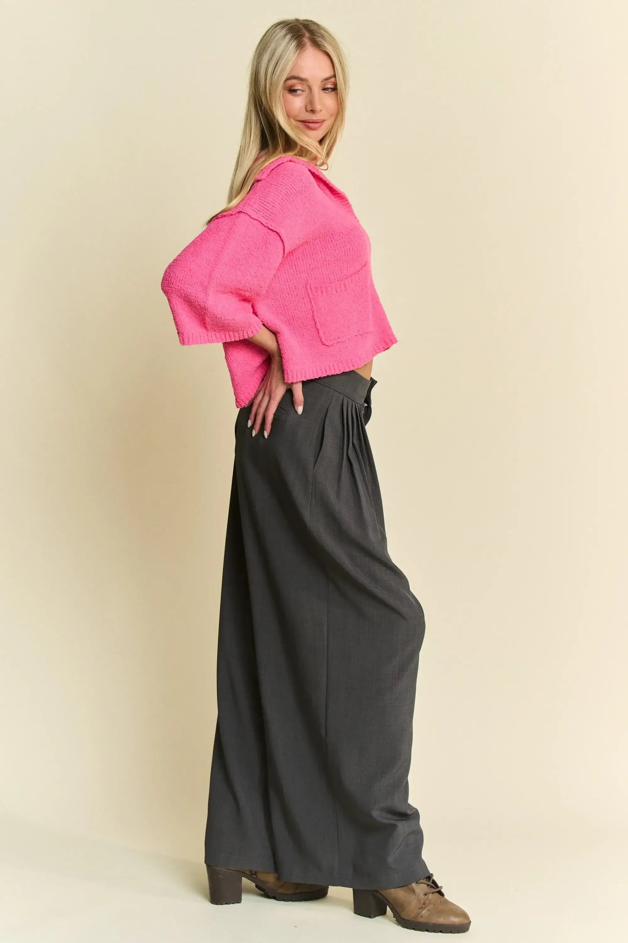 Davi & Dani Solid Back Pocket Shirring Detail Wide Leg Pants