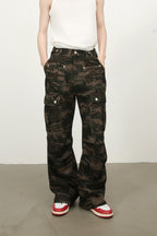 Men's Camouflage Jeans with Cargo Pockets