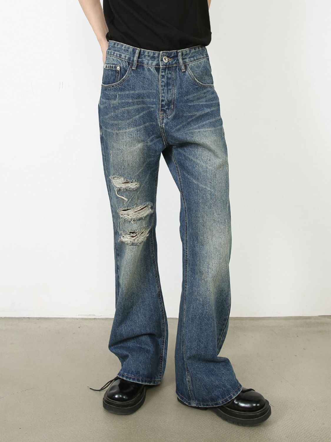 Men's Distressed Jeans with Pockets - felvior