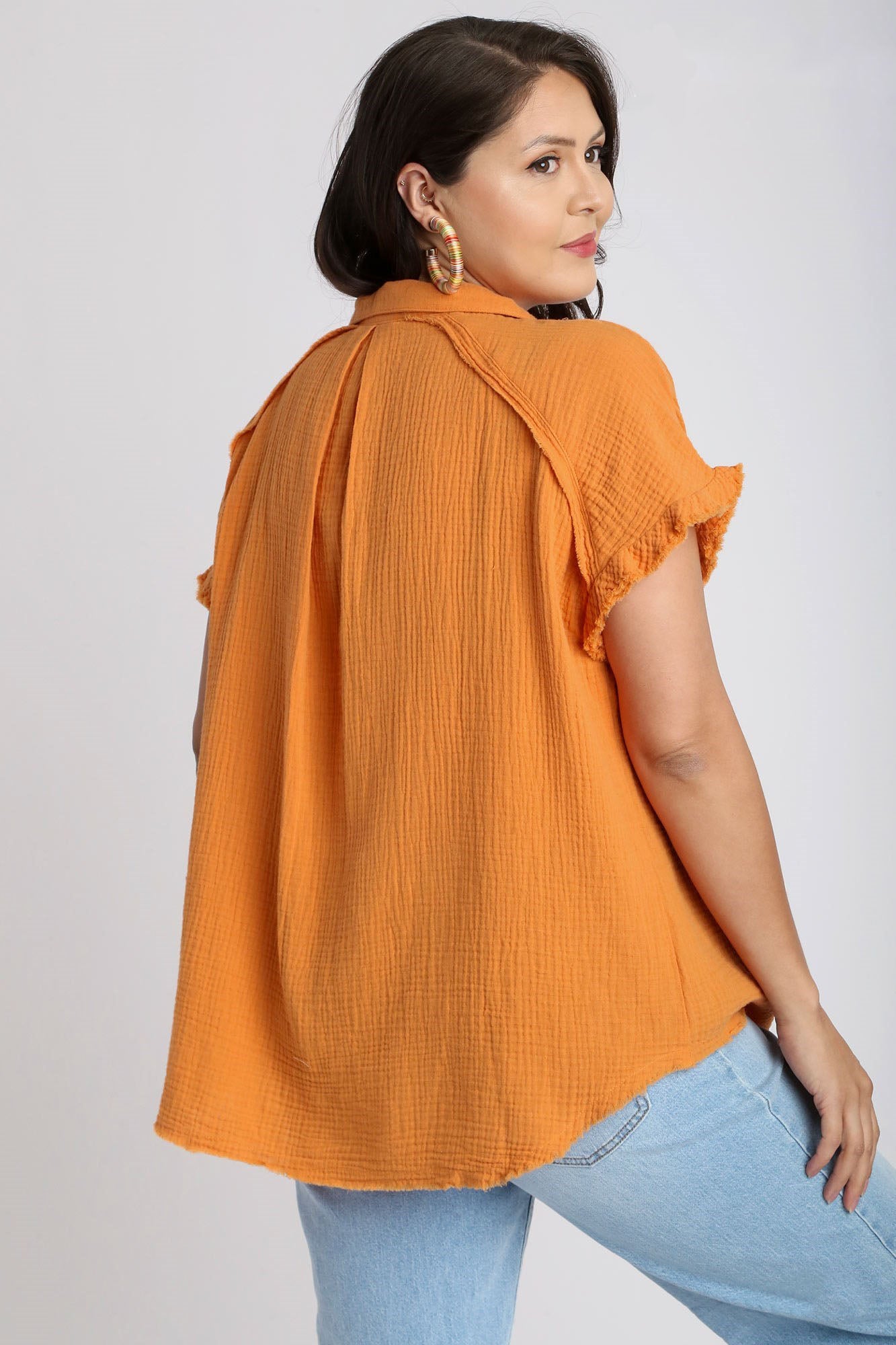 Umgee Full Size Frayed Hem Collared Neck Short Sleeve Shirt Plus Size - felvior
