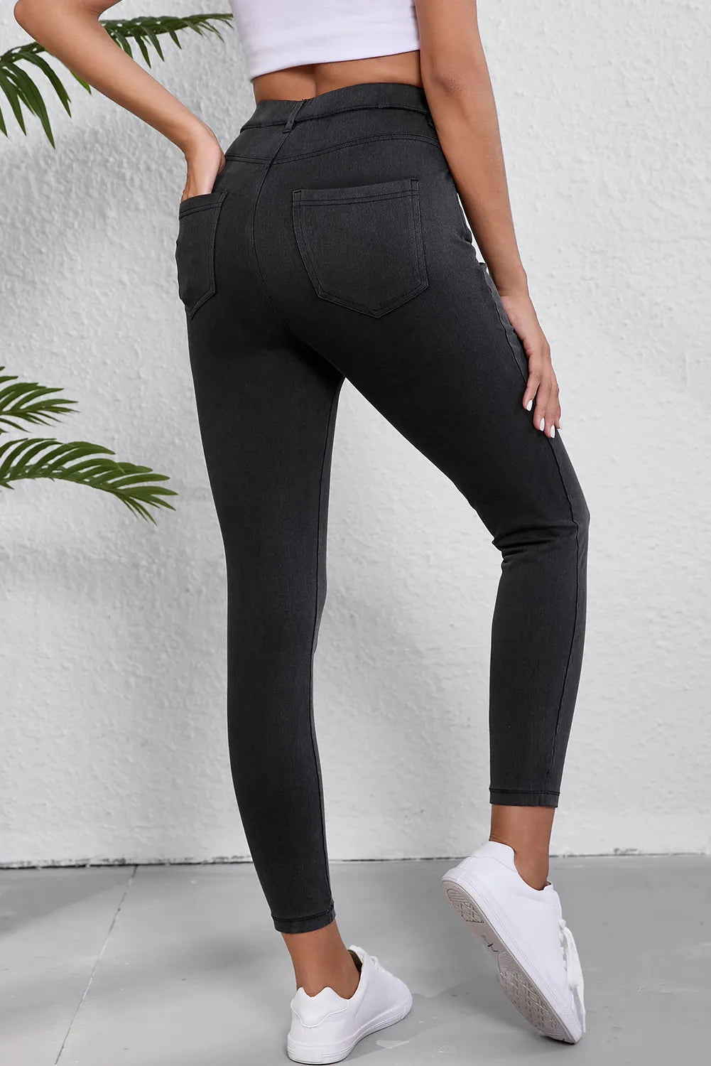 High Waist Jeans with Pockets - felvior