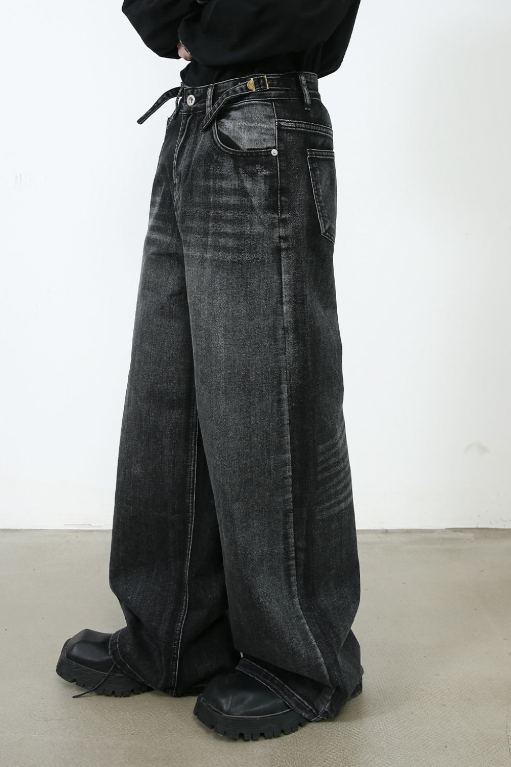 Men's Wide Leg Jeans with Pockets - felvior