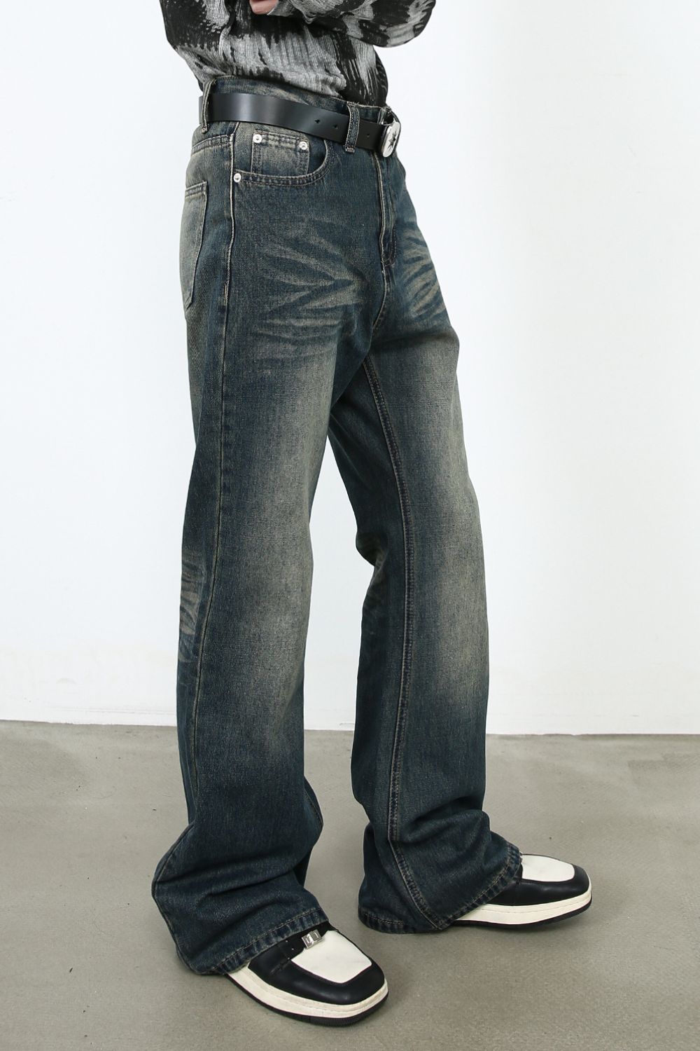 Men's Pocketed Bootcut Jeans