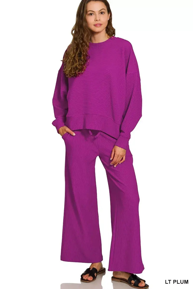 Zenana Ribbed Round Neck Pullover and Drawstring Pants Set Hauptbild