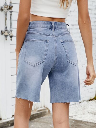 Washed Raw Hem Denim Shorts - felvior