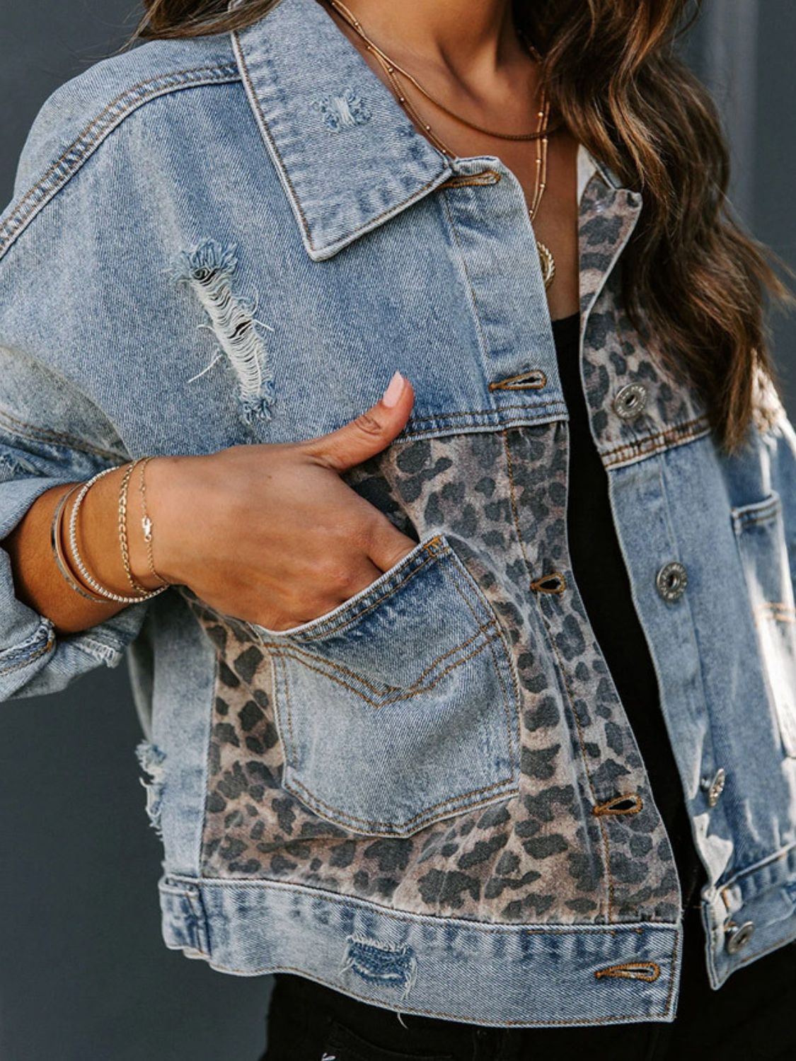 Distressed Leopard Drop Shoulder Denim Jacket Zweitbild