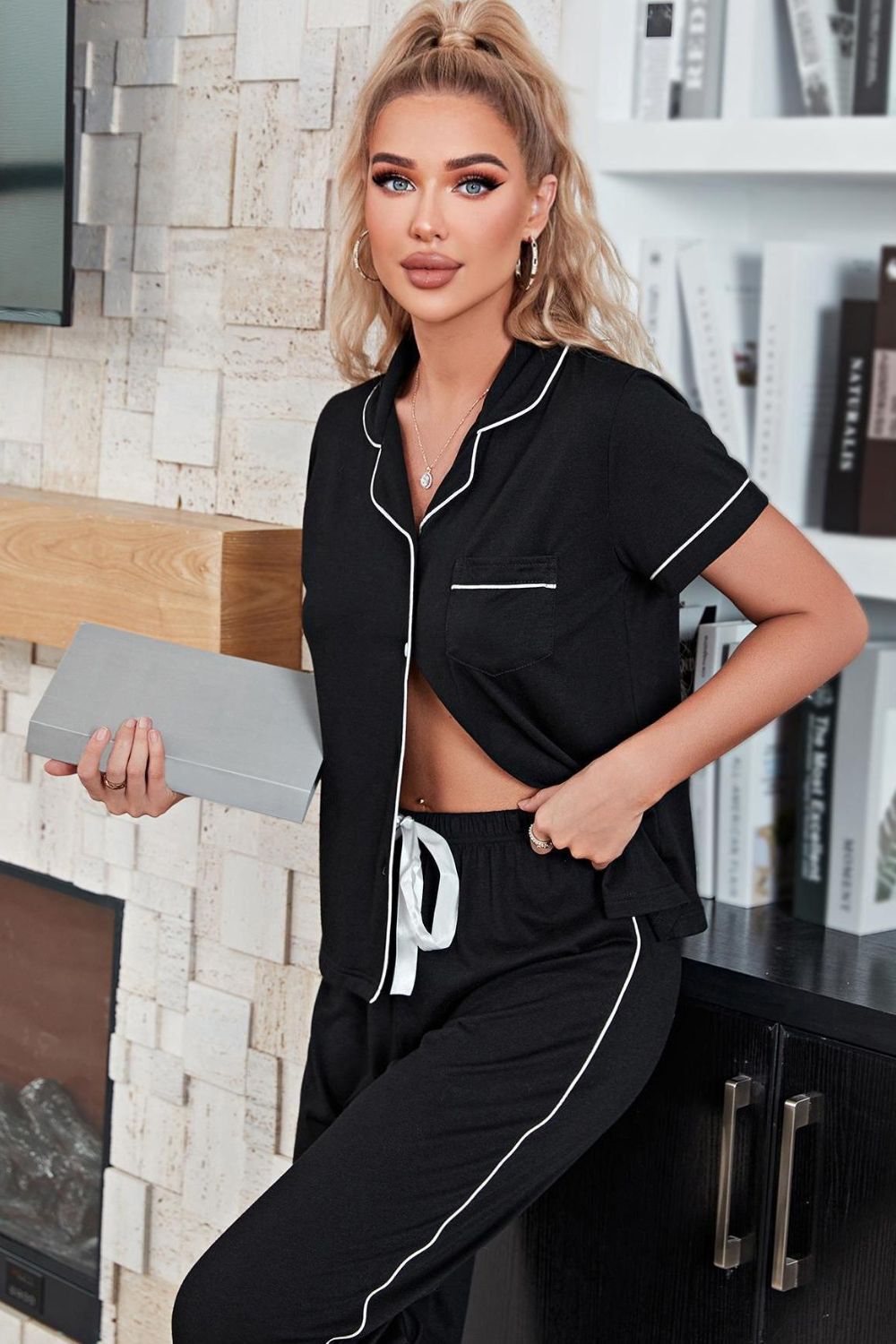 Contrast Piping Short Sleeve Top and Pants Pajama Set - felvior