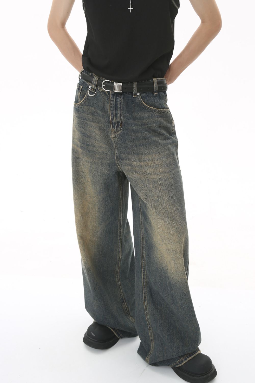 Men's Wide Leg Jeans with Pockets