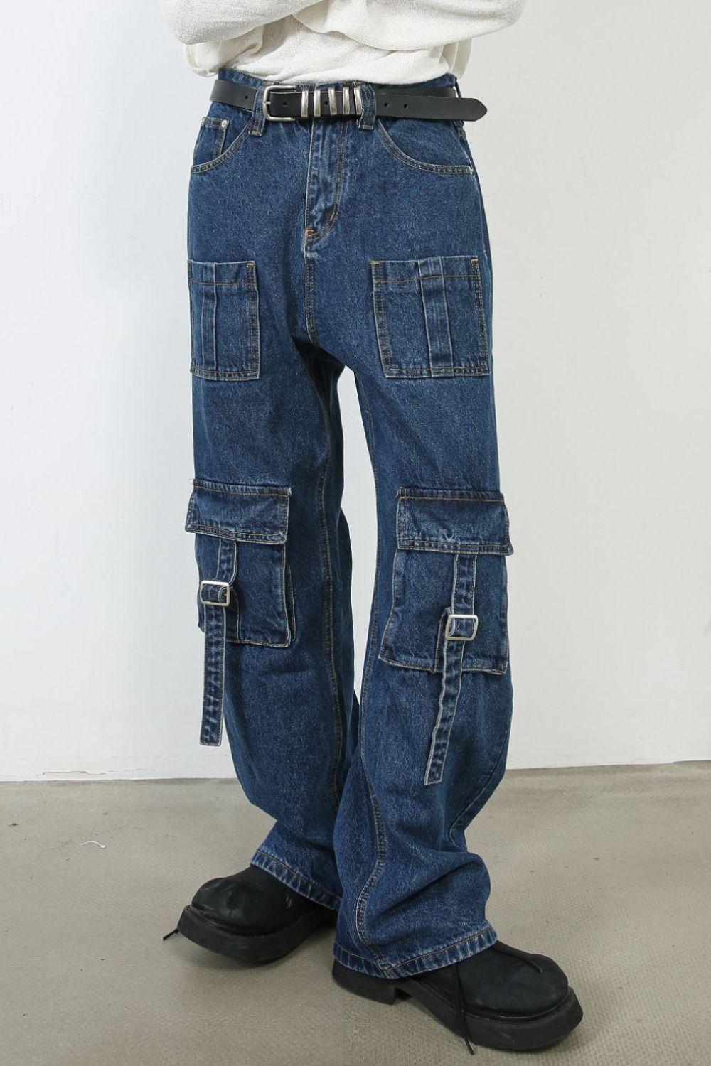 Men's Mid Rise Jeans with Cargo Pockets Hauptbild
