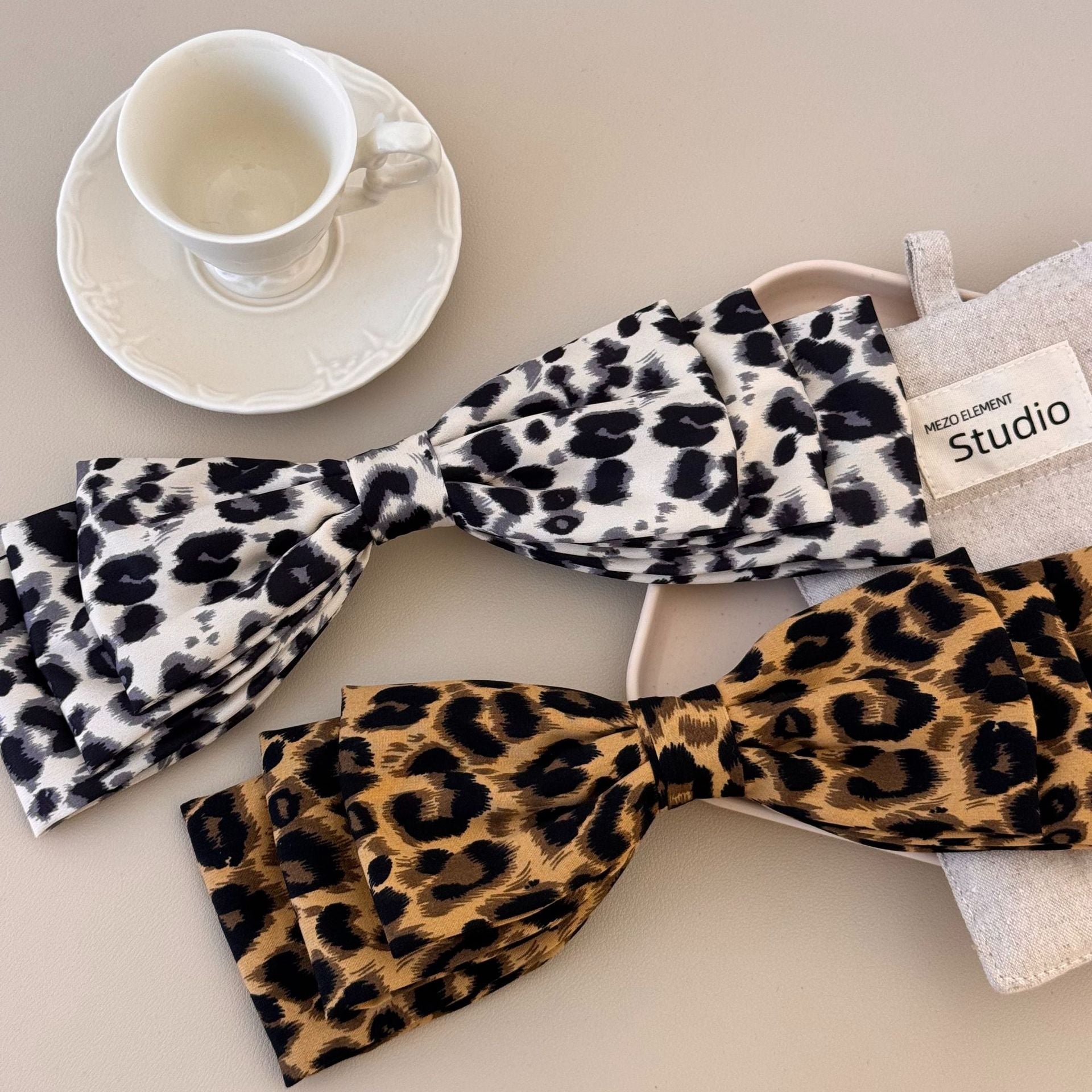 2 Piece Leopard Bow Hair Clip Hauptbild