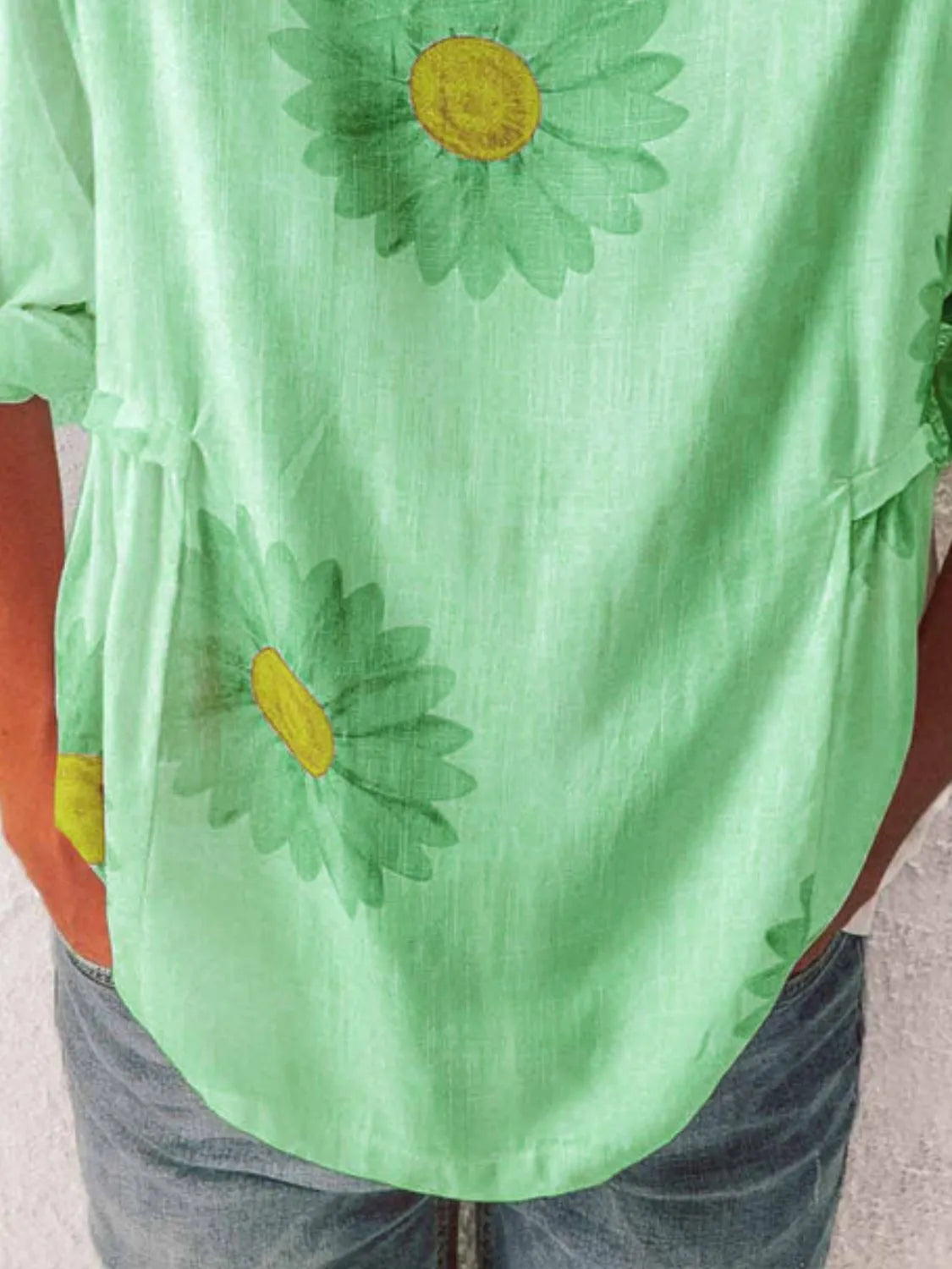 Full Size Flower Round Neck Half Sleeve T-Shirt Plus Size - felvior