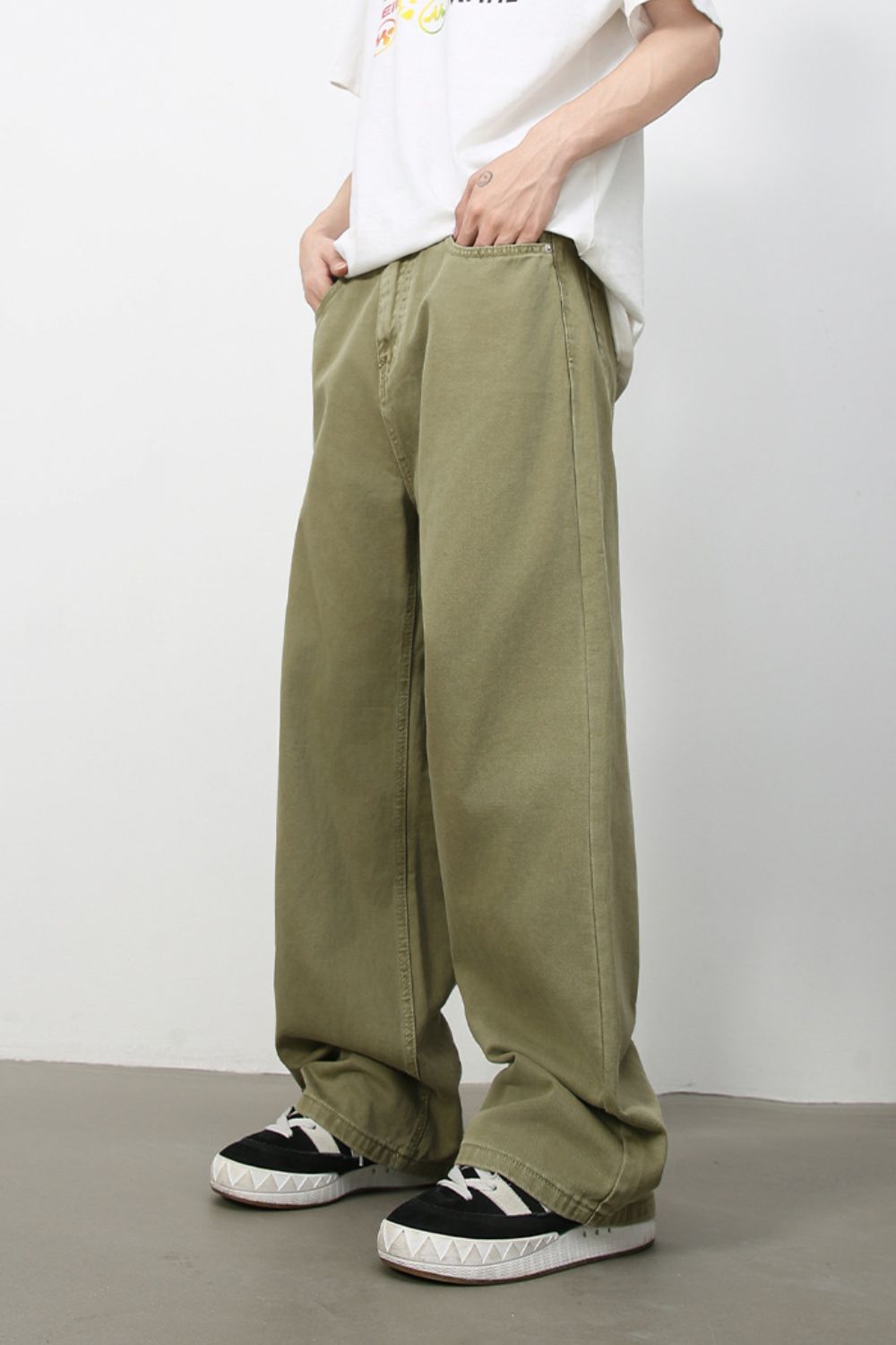Men's Baggy Jeans with Pockets - felvior