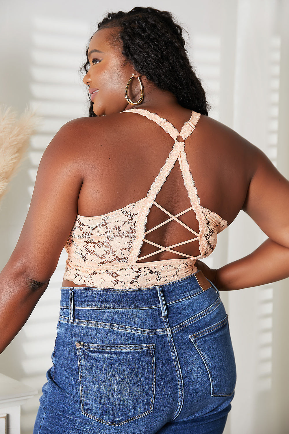 JadyK Juliette Full Size Crisscross Lace Bralette - felvior