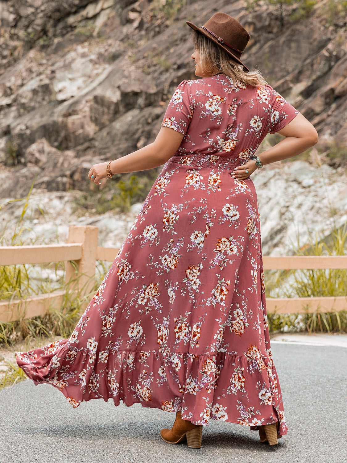 Plus Size Floral Slit Ruffle Hem Dress - felvior