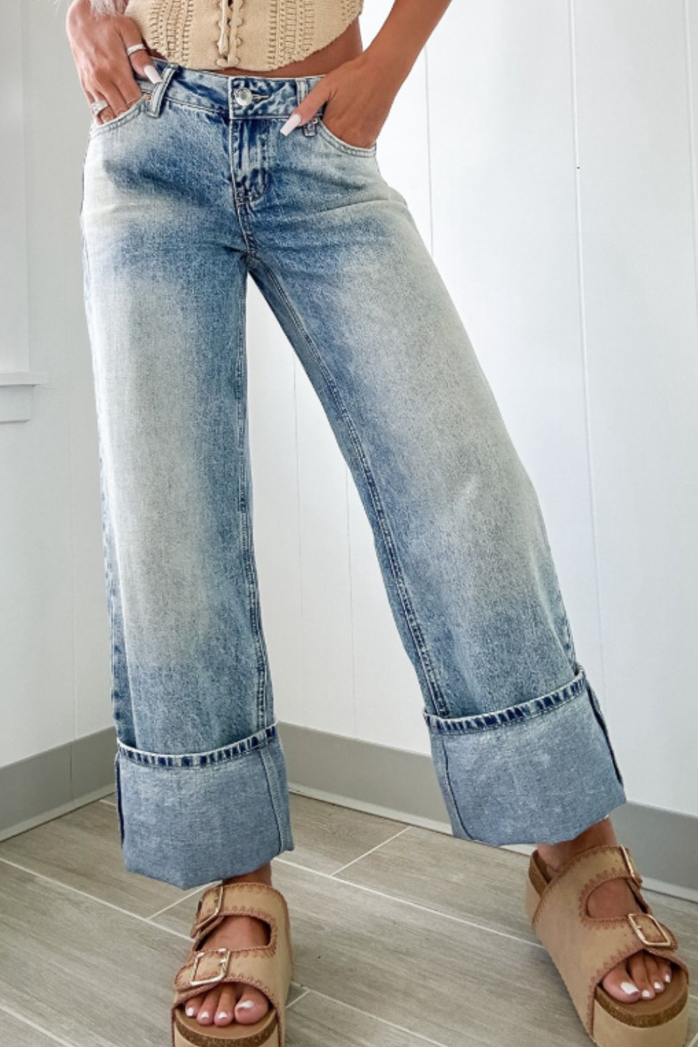 Washed Wide Leg Jeans with Pockets - felvior