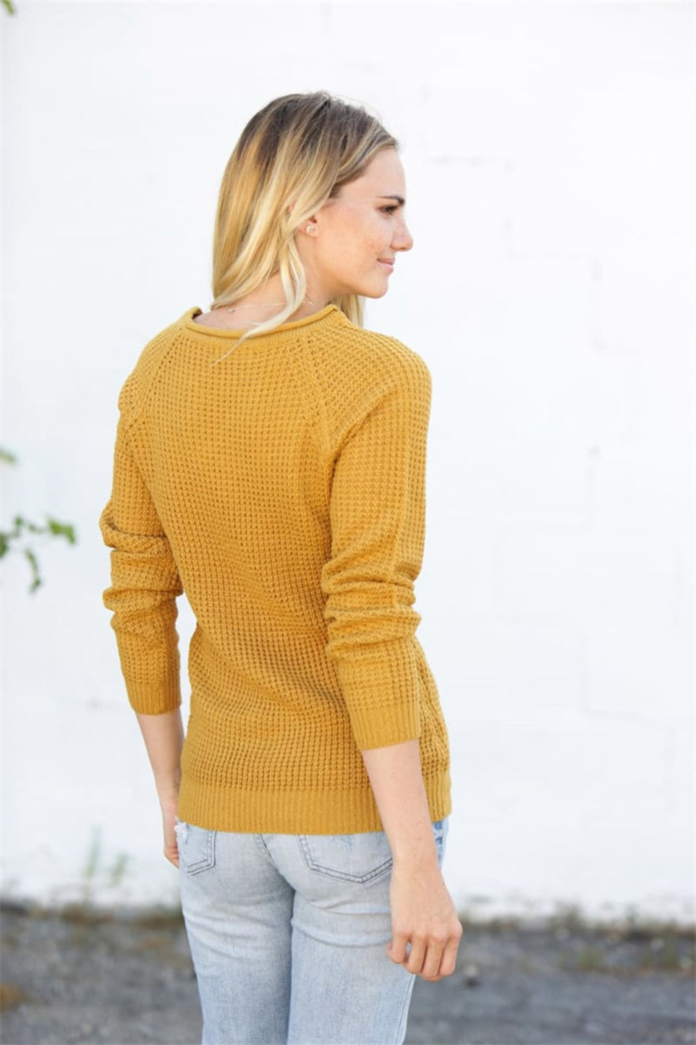 Round Neck Raglan Sleeve Sweater - felvior