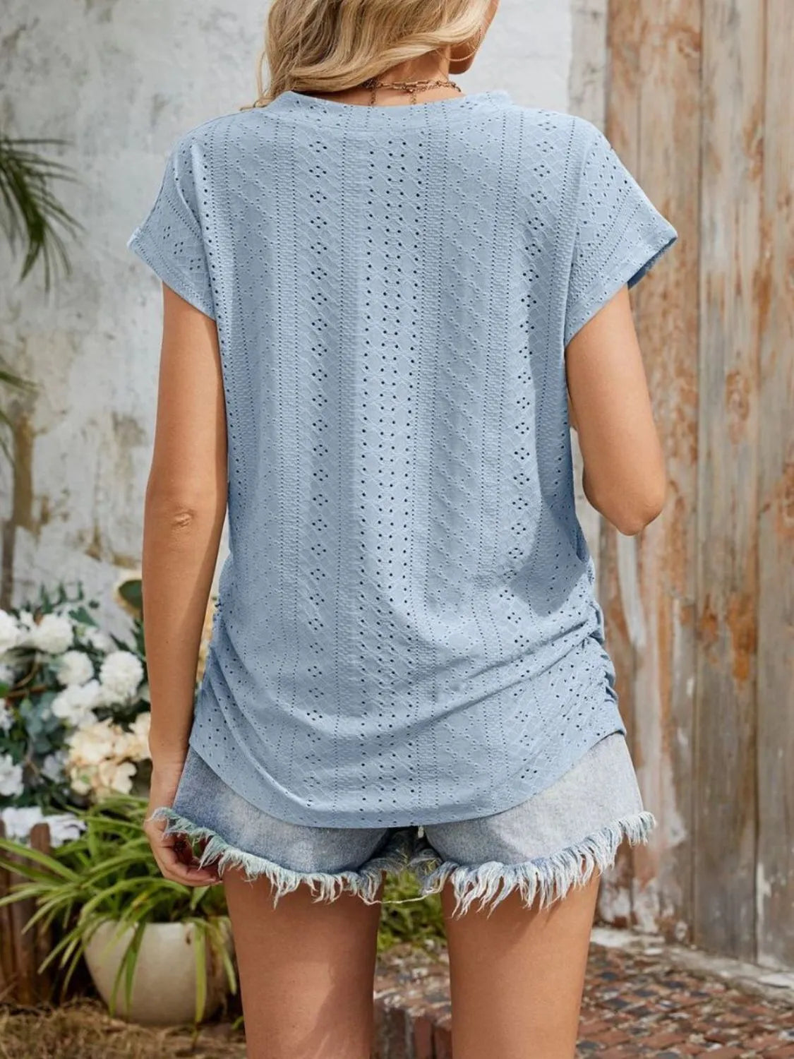 Eyelet V-Neck Short Sleeve Top - felvior