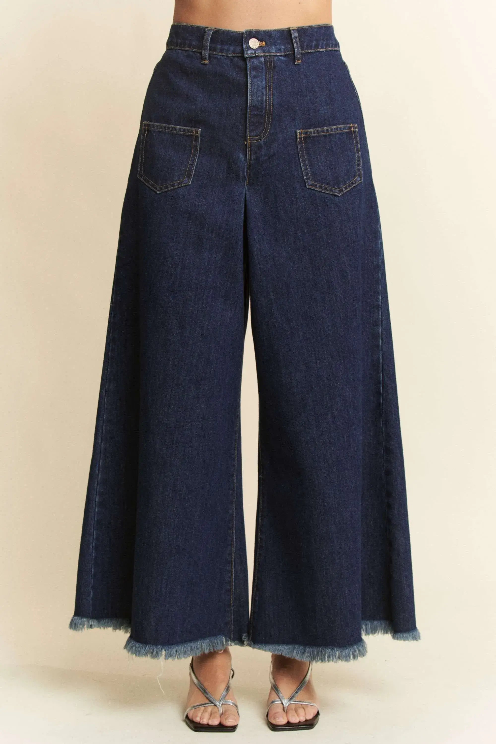 Davi & Dani Patch Pocket Wide Leg Culotte Jeans Hauptbild