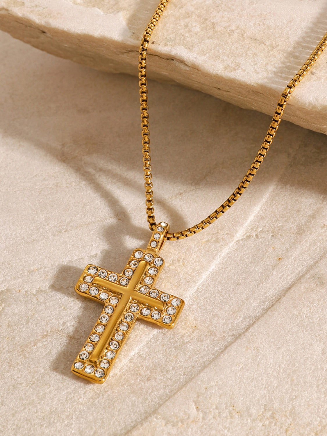18K Gold-Plated Inlaid Zircon Cross Necklace - felvior