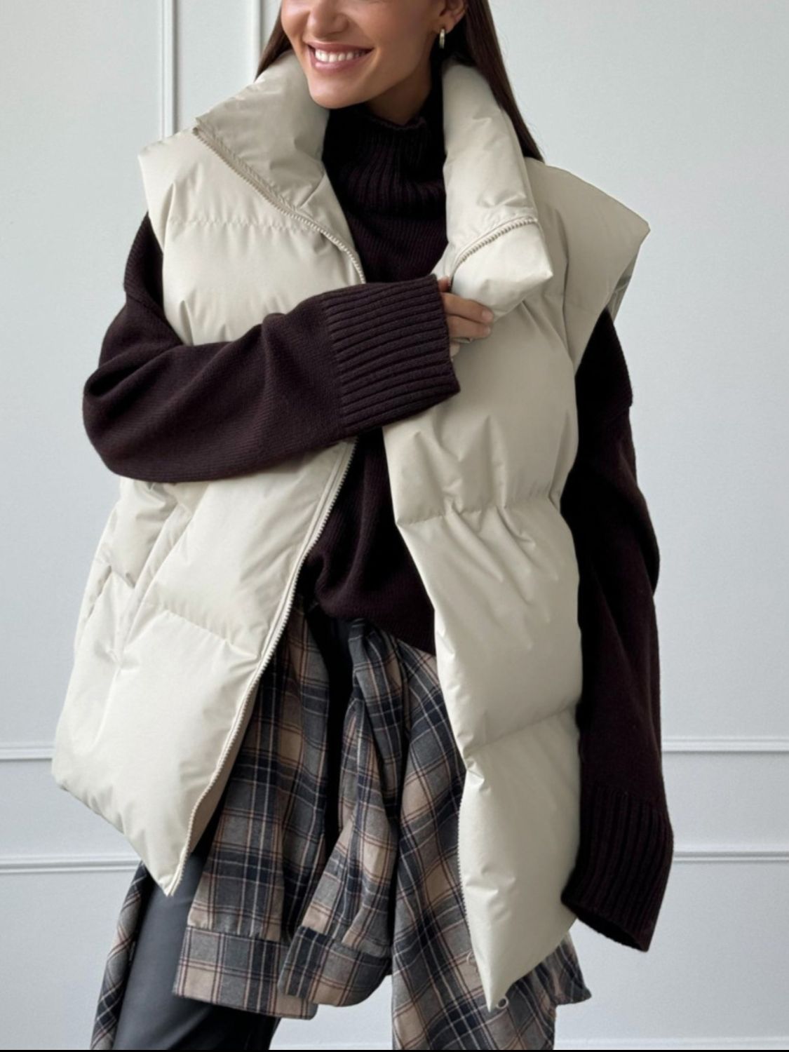 Zip Up Turtleneck Vest Coat - felvior