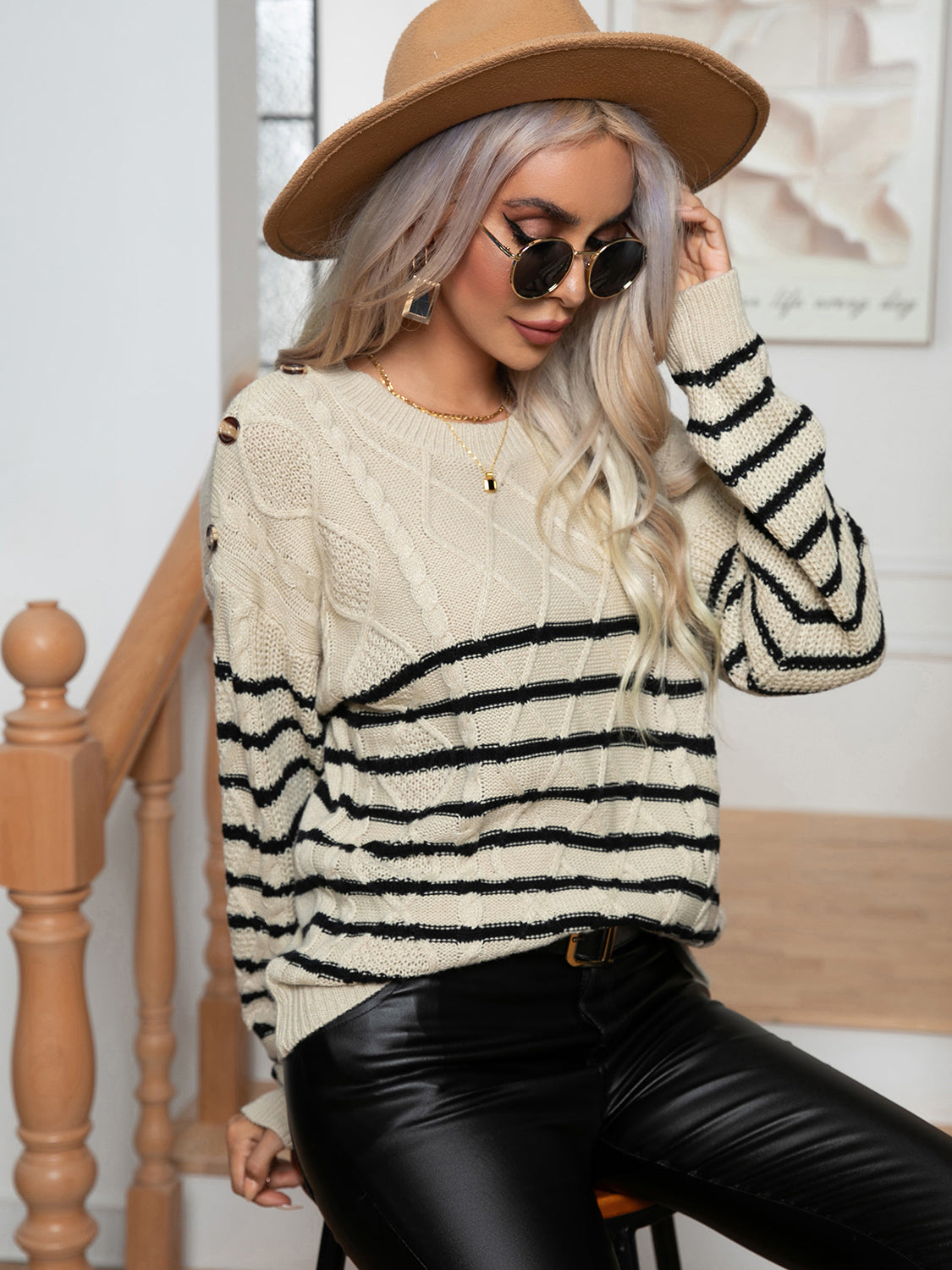 Striped Round Neck Cable-Knit Sweater - felvior