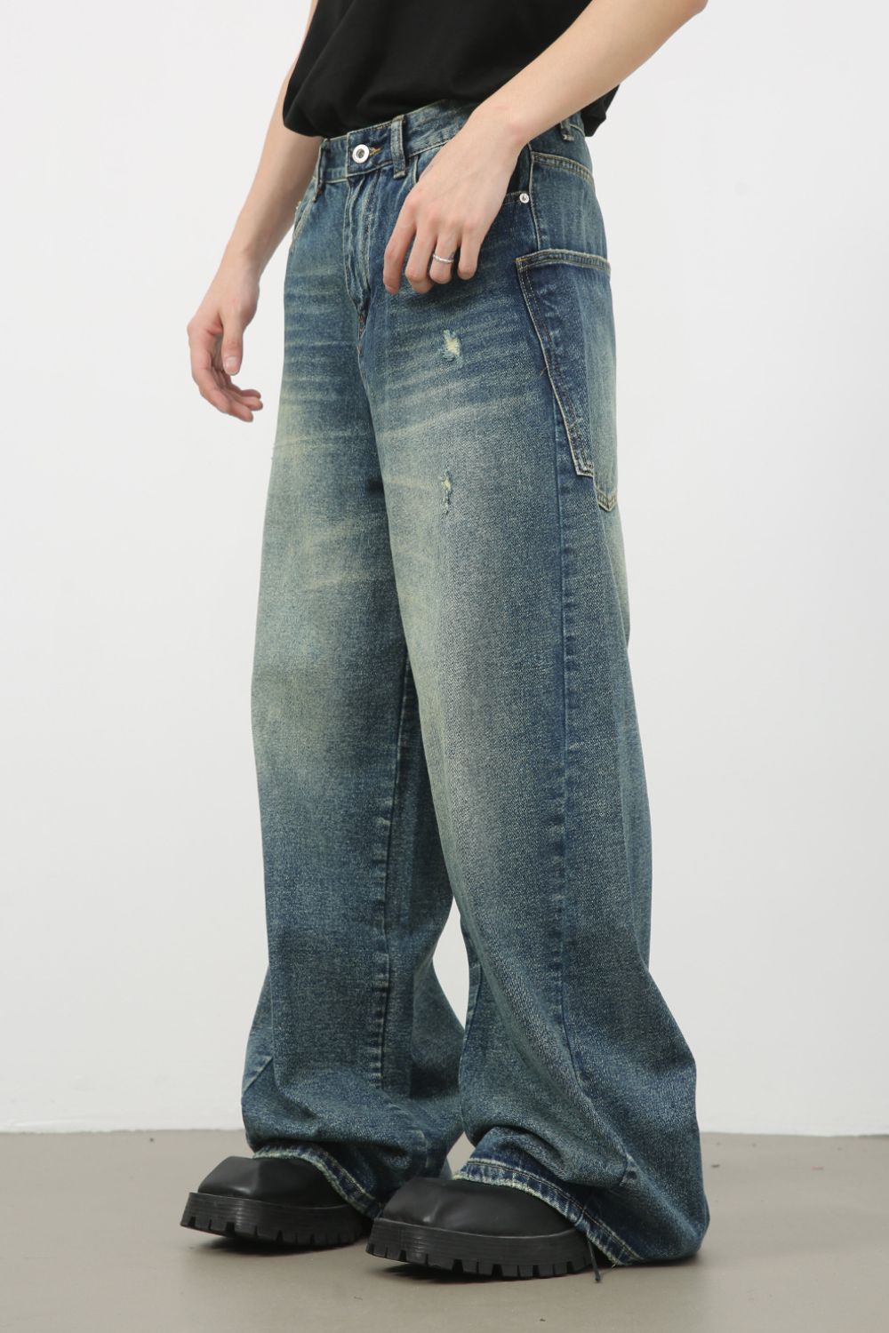 Men's Distressed Detail Wide Leg Jeans
