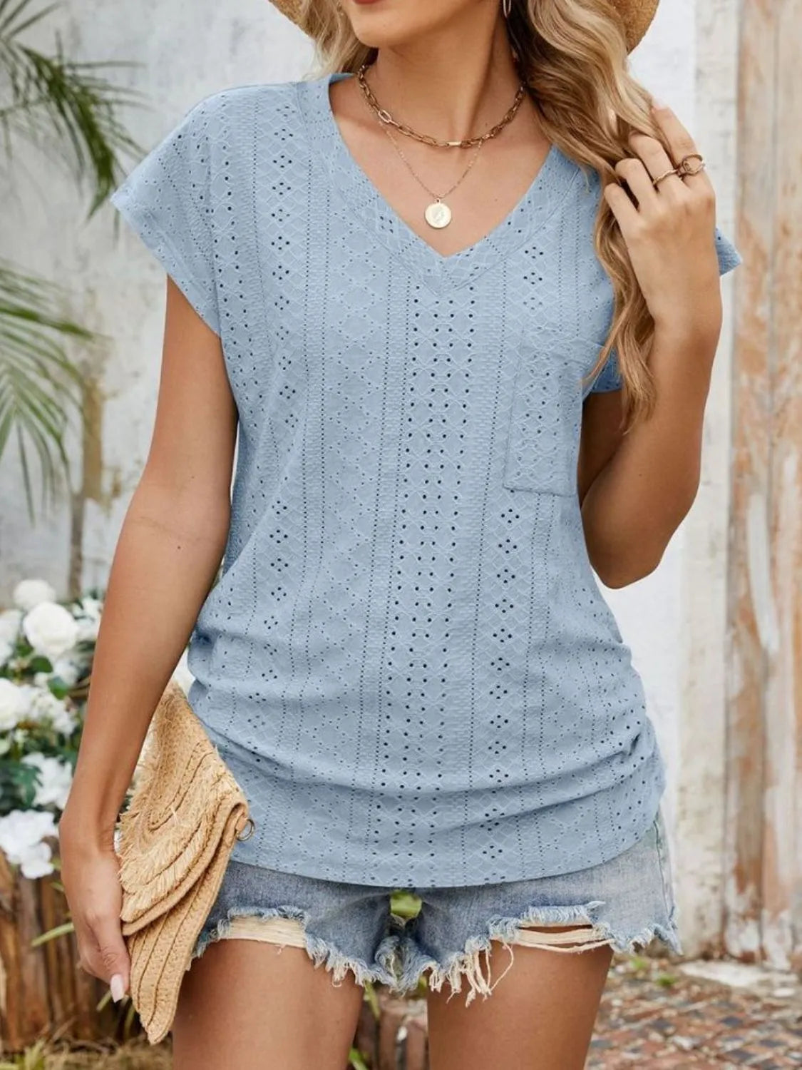Eyelet V-Neck Short Sleeve Top - felvior