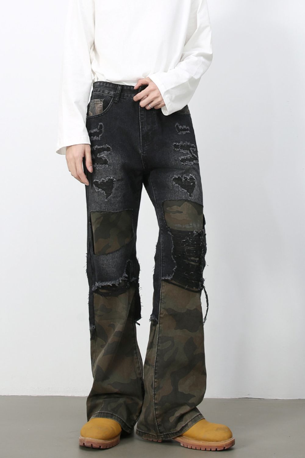 Men's Frayed Hem Camouflage Jeans