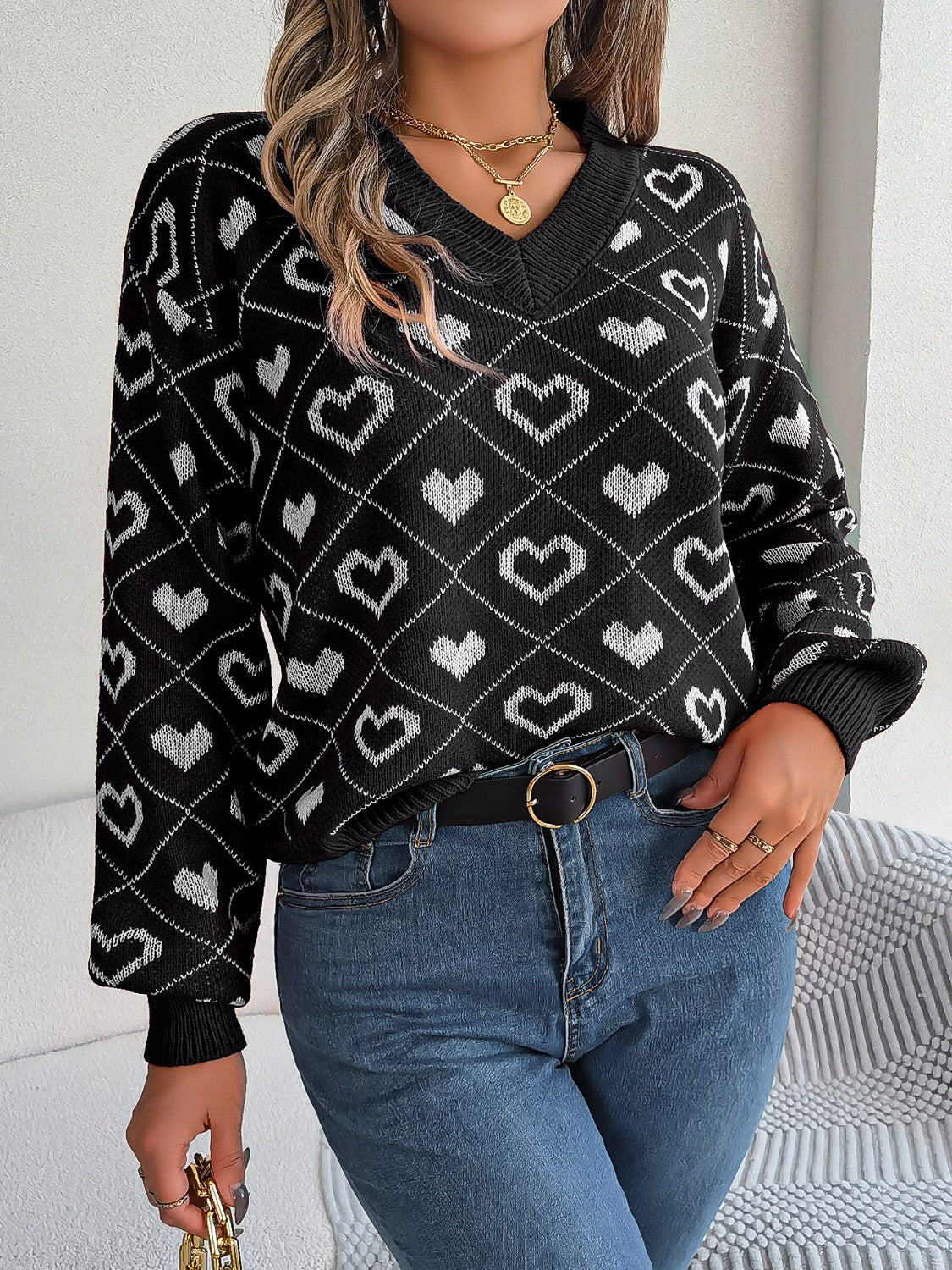 Heart Pattern V-Neck Long Sleeve Sweater - felvior