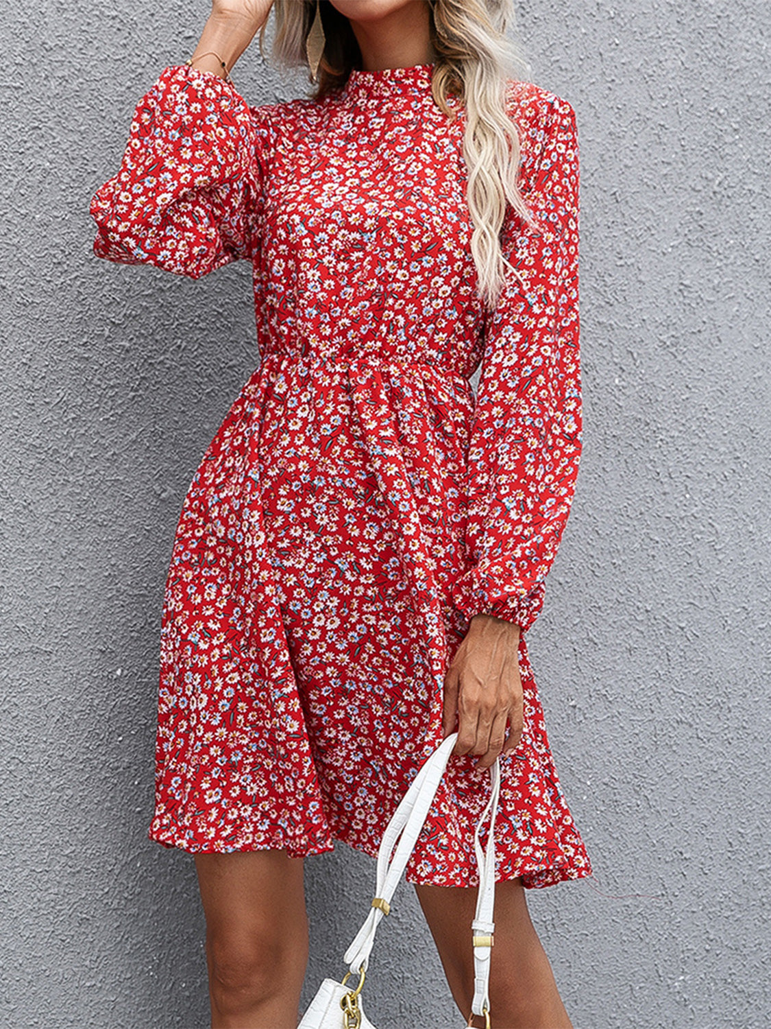 Ivy Lane Floral Mock Neck Long Sleeve Dress Hauptbild