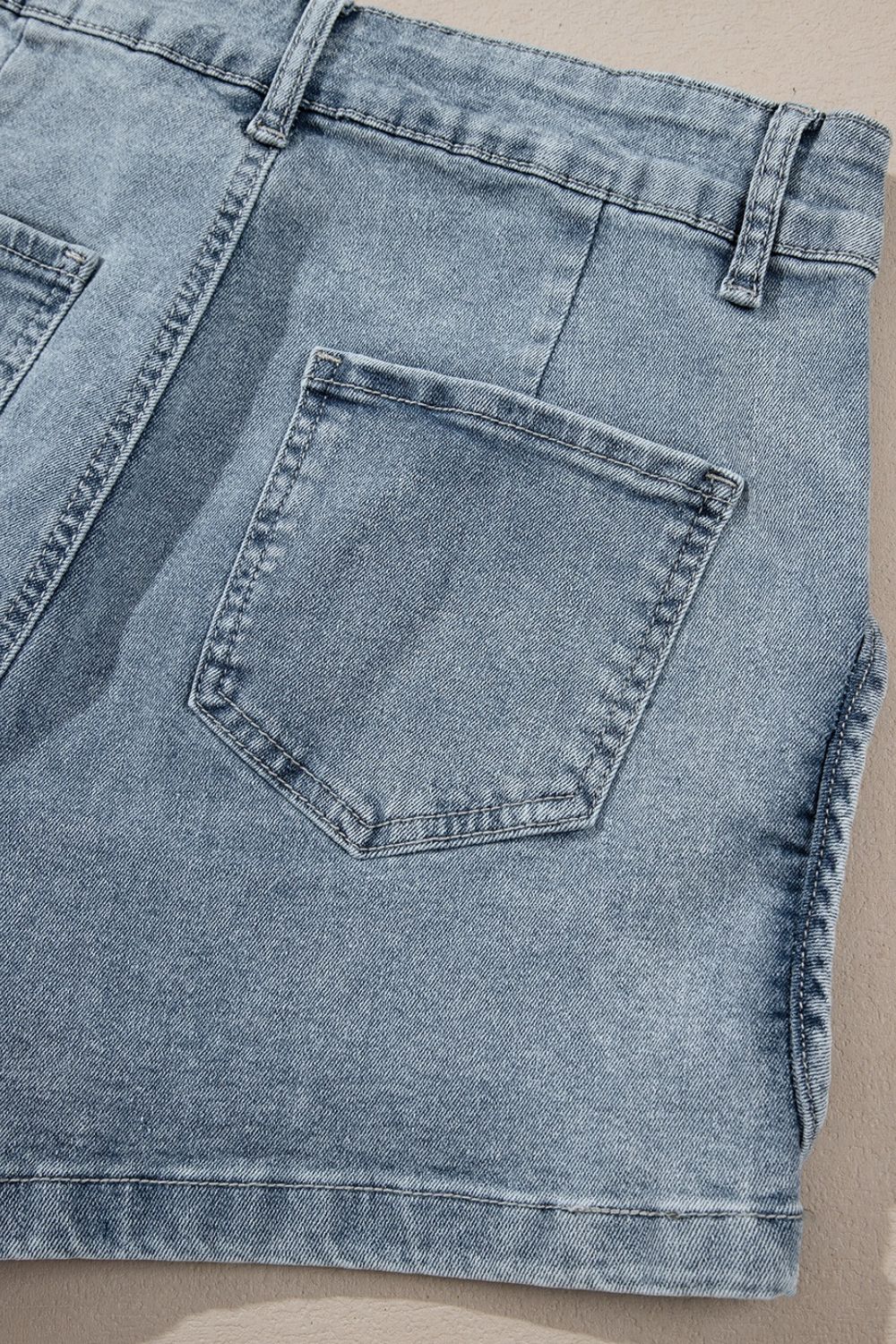 Studded Acid Wash Denim Shorts - felvior