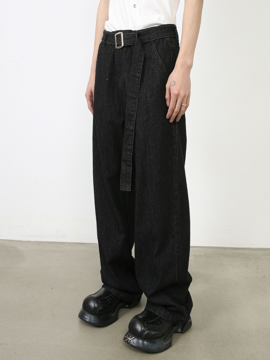 Men's Loose Fit Jeans with Pockets Hauptbild