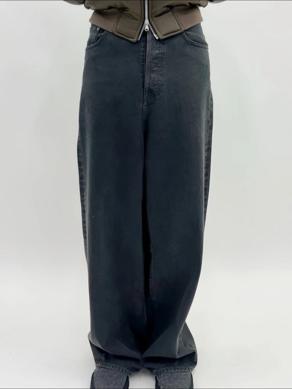 Men' s Wide Leg Jeans