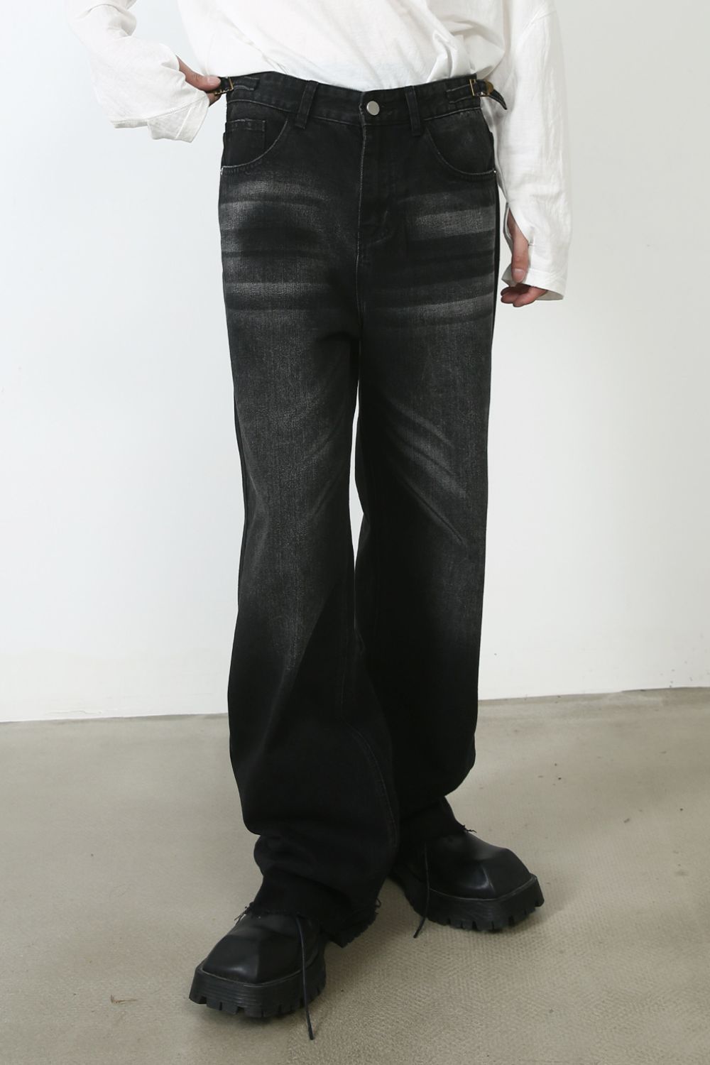 Men's Frayed Hem Jeans - felvior