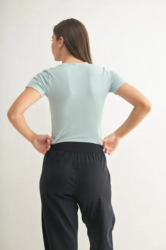 MONO B Essential Micro-ribbed Cropped Athleisure Tee