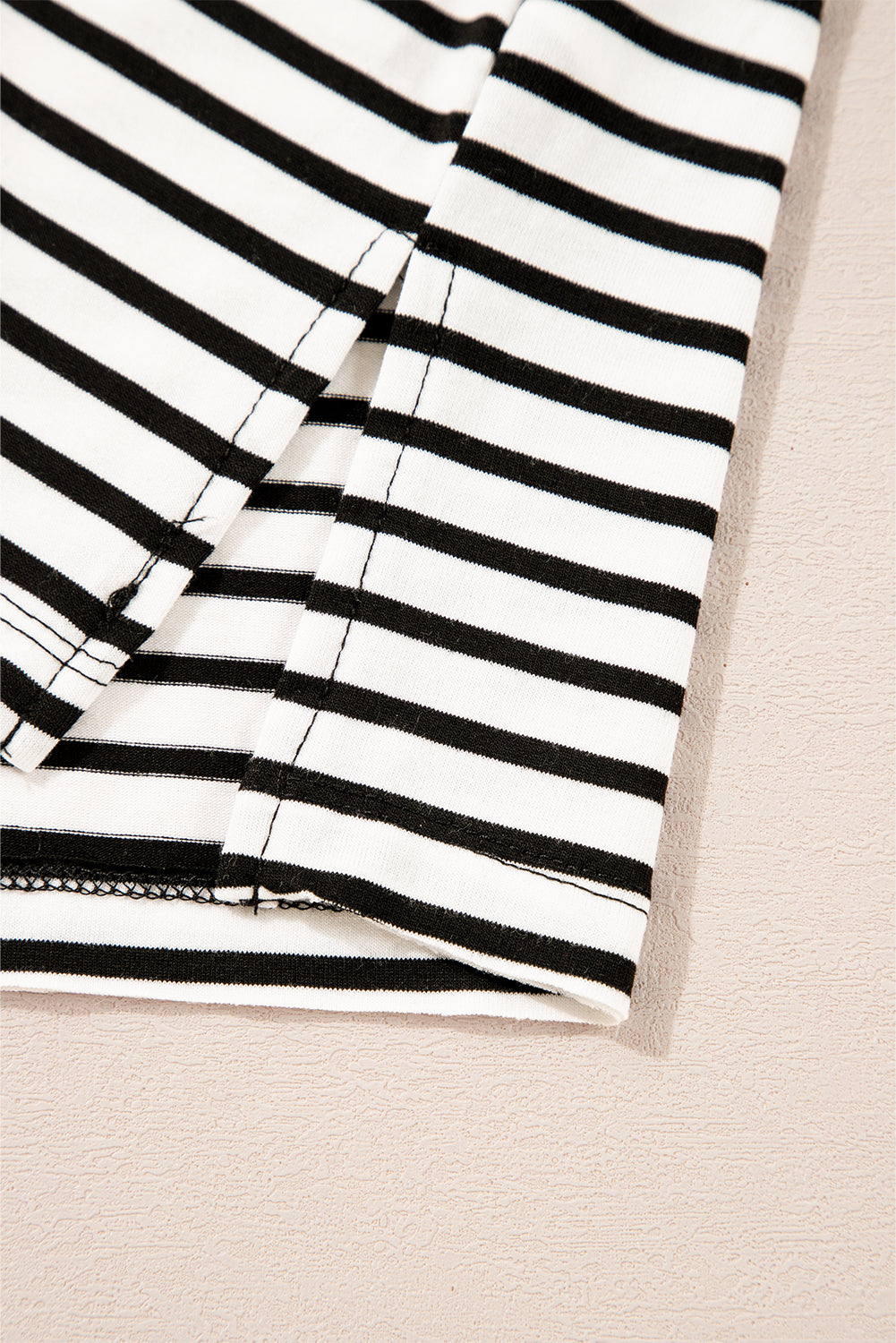 Striped Round Neck Cap Sleeve Top - felvior