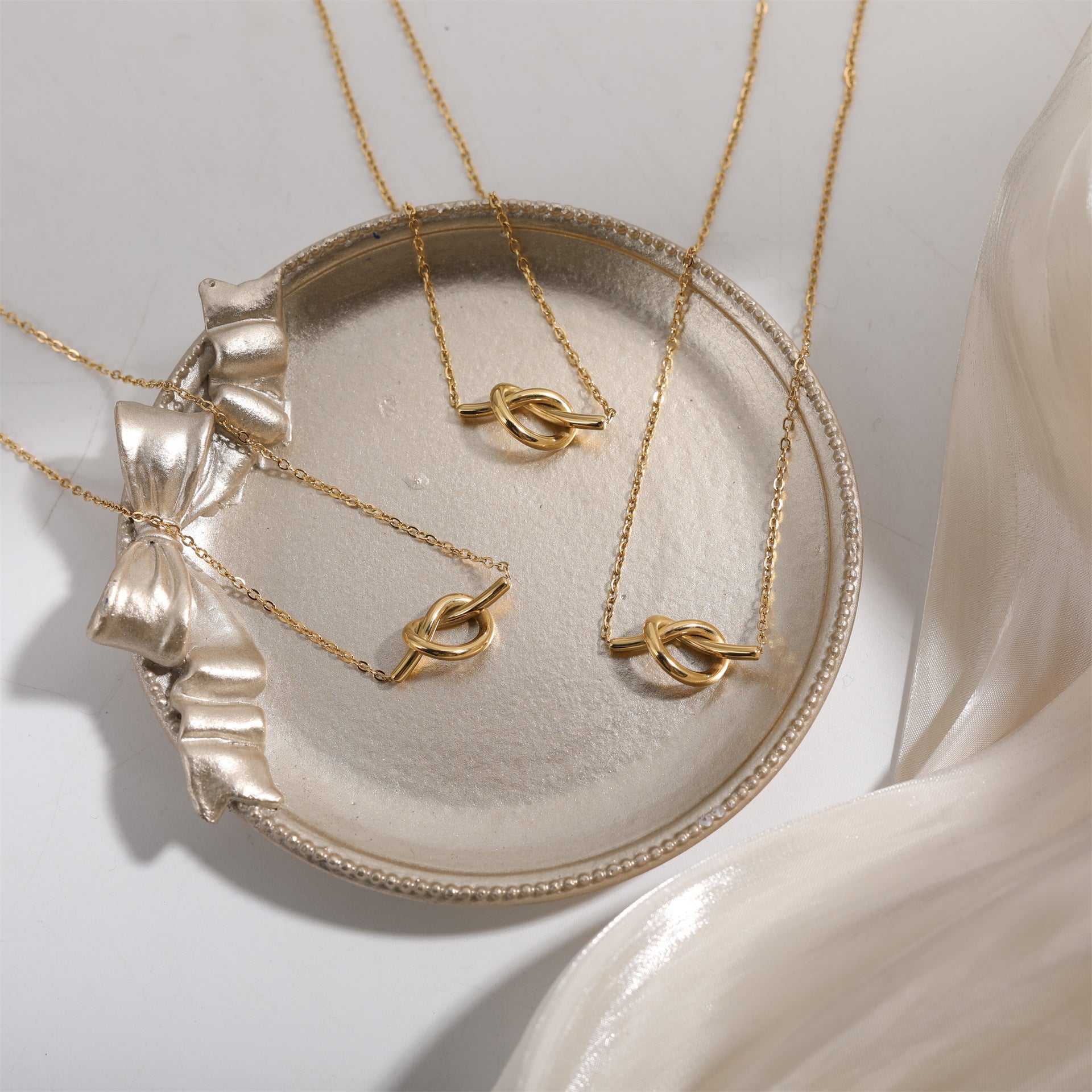 18K Gold-Plated Knotted Necklace - felvior