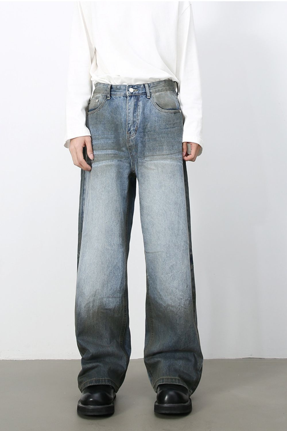 Men's Loose Jeans with Pockets