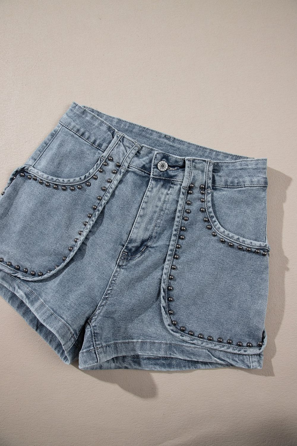 Studded Acid Wash Denim Shorts - felvior