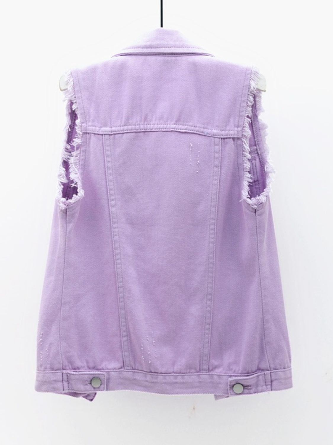 Ärmellose Jeansjacke mit Knopfleiste und offenem Saum in voller Größe, Übergröße Zweitbild