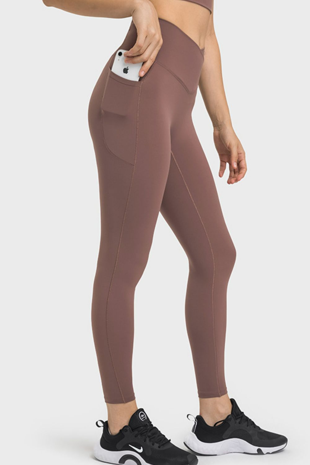 Millennia V-Waist Yoga Leggings with Pockets - felvior