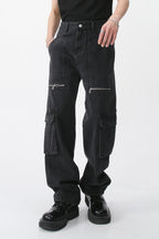 Men's Loose Fit Jeans with Cargo Pockets