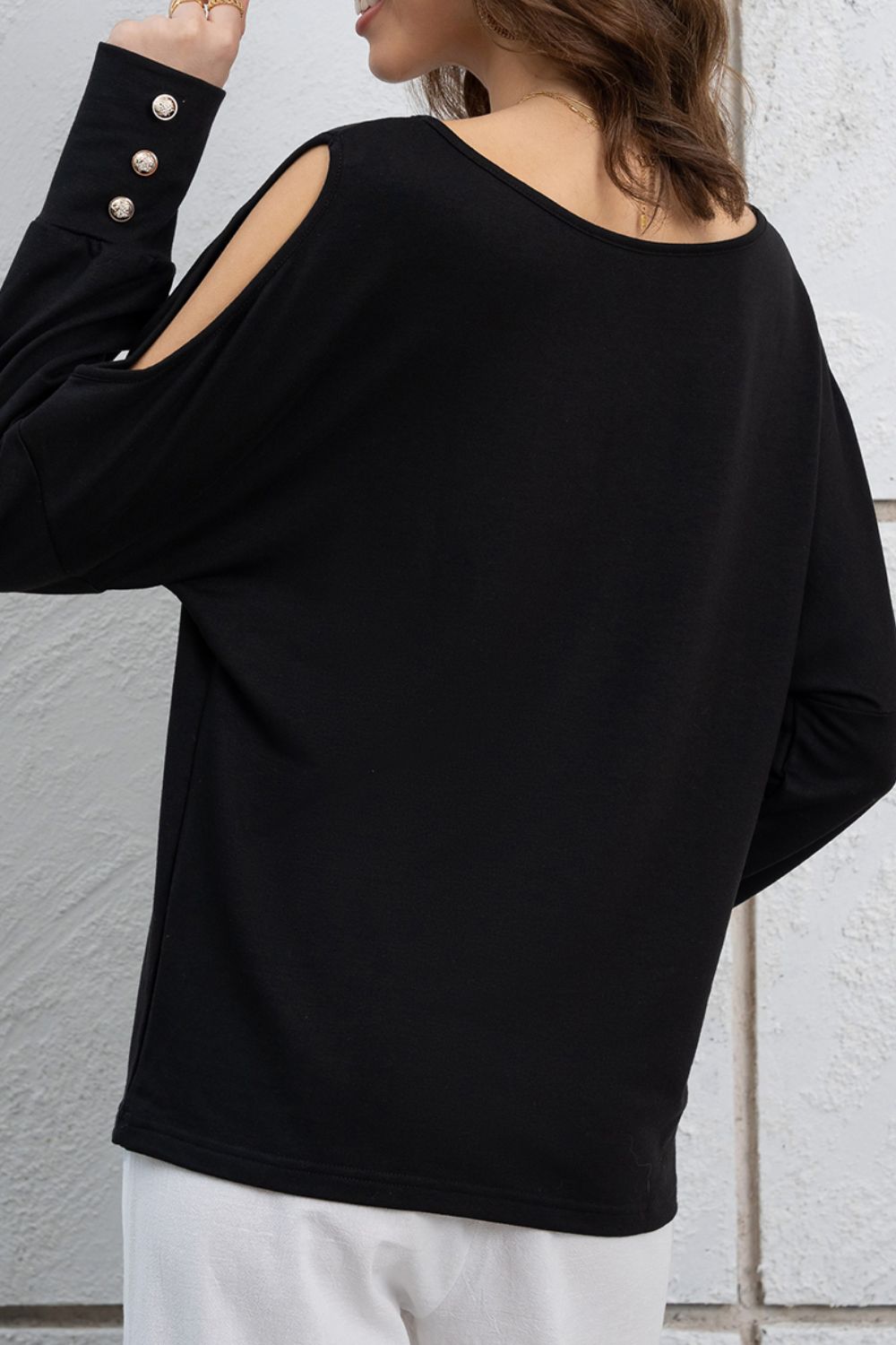 Cutout Round Neck Long Sleeve Top - felvior